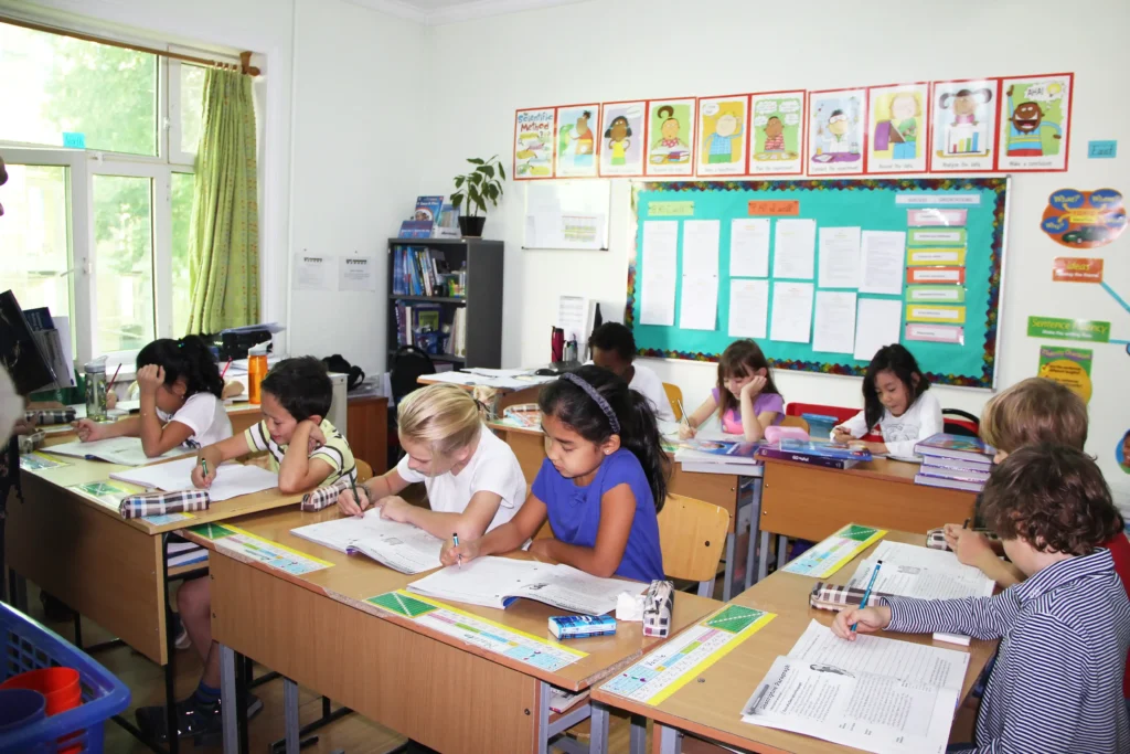 country generator for classroom